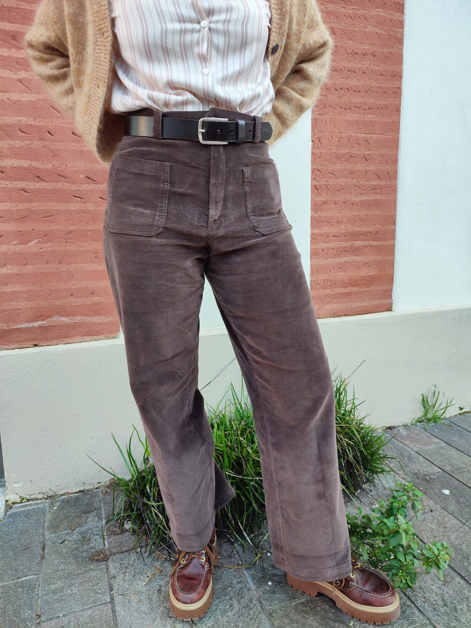Le jean 1083 modèle 274 en velours fin